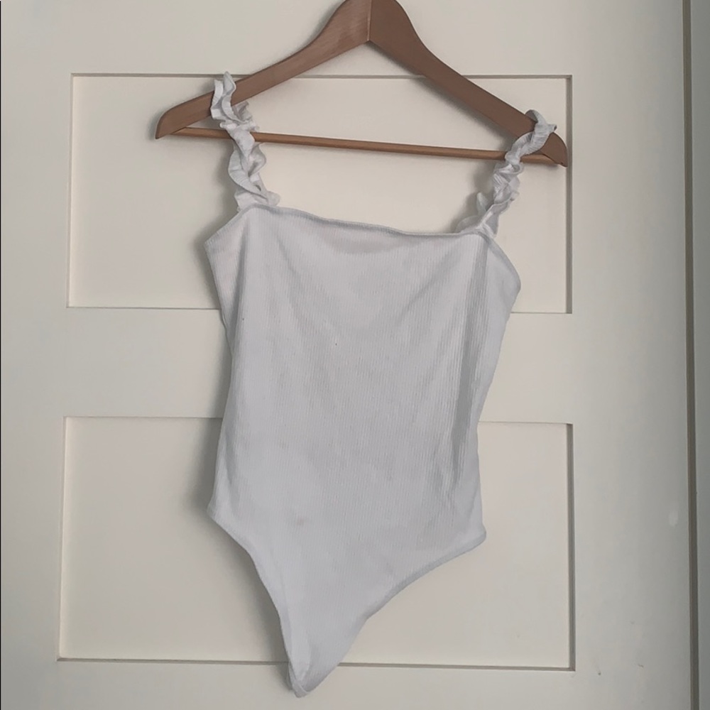 SUNDAY BEST Bodysuit